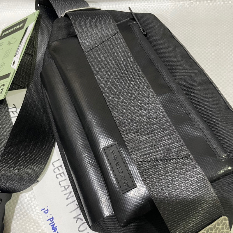 Freitag Dixon ดำ ล้วนๆ ใหม่ แท้ 100%