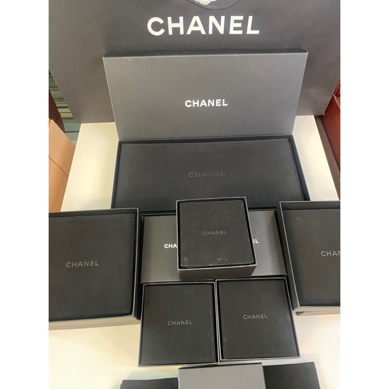 กล่องใส่สร้อยChanel กล่องใส่แหวน ต่างหู กระเป๋าสตางค์