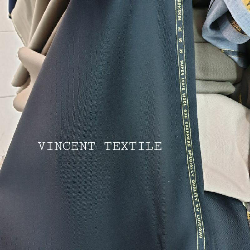 ผ้าวูล cashmere wool ลาย shark skin เนื้อผ้านุ่มเส้นด้ายเล็กละเอียด น้ำหนักดี