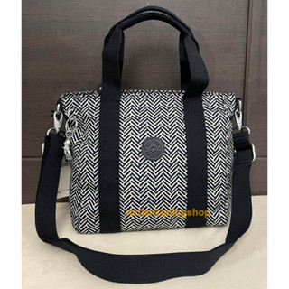 ส่งฟรีEMS Kipling  Asseni Mini tote bag - Urban Chevron ผ้าพิมพ์ลาย