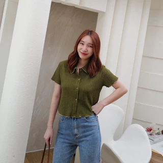 เสื้อผ่าหน้าครอป ยาว18 ผ้าลายไม้ตัดขอบ ผ้าใส่สบาย🛍️