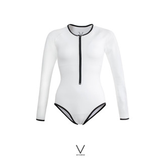 SS2023/1 WHITE TRIM BLACK BODYSUIT ชุดว่ายน้ำ บอดี้สูทแขนยาวสีขาวขลิบดำ มีฟองน้ำในตัวผ้าหนา กัน UV UPF 50+