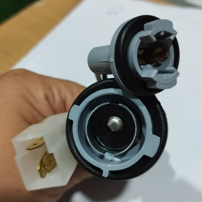 ขั้วไฟหรี่มุม NISSAN BIG-M TD - รูปที่ 2