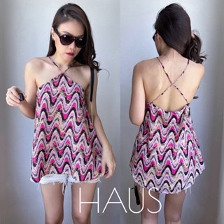 เสื้อสายเดี่ยวทรงคอแหลมสายไขว้หลัง ผ้าลาย รอบอก35” สะโพก(ชาย…