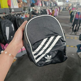 [ลิขสิทธิ์แท้จากชอป] (ราคาป้าย 1200) Adidas MINI BACKPACK กระเป๋าเป้