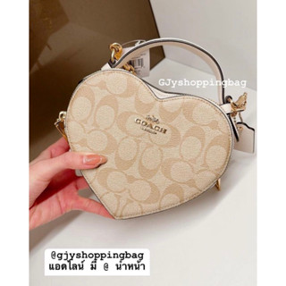 กระเป๋าสะพาย COACH CJ 450 Heart Crossbody In Signature Canvas