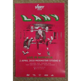 โปสเตอร์วงดนตรี LANY live in bangkok