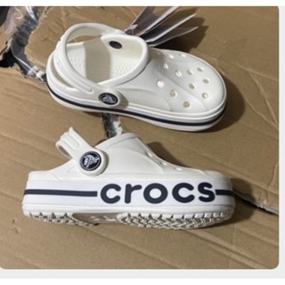 รองเท้าCrocs (เด็ก) งานพรีเมี่ยมสำหรับเด็ก ใส่ได้ทั้งชายแลหญิงสินค้าพร้อมส่งเหมาะกับเด็กใส่ประจำวัน