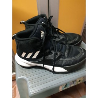 รองเท้าบาส adidas ไซส์ 9 US  42.5/ 27 cm.