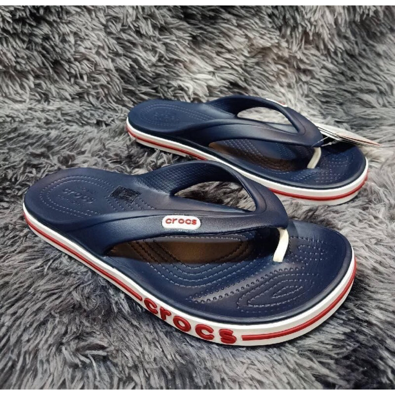 รองเท้าแตะ crocs การดูดซับแรงกระแทก, กันลื่น, ทนต่อการสึกหรอ, กันน้ำ, ระบายอากาศ, ดูดซับเหงื่อ