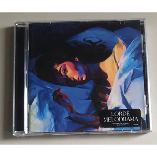 ซีดีเพลง ของแท้ ลิขสิทธิ์ มือ 2 สภาพดี...ราคา 299 บาท  “Lorde” อัลบั้ม "Melodrama"*แผ่นMade In EU*