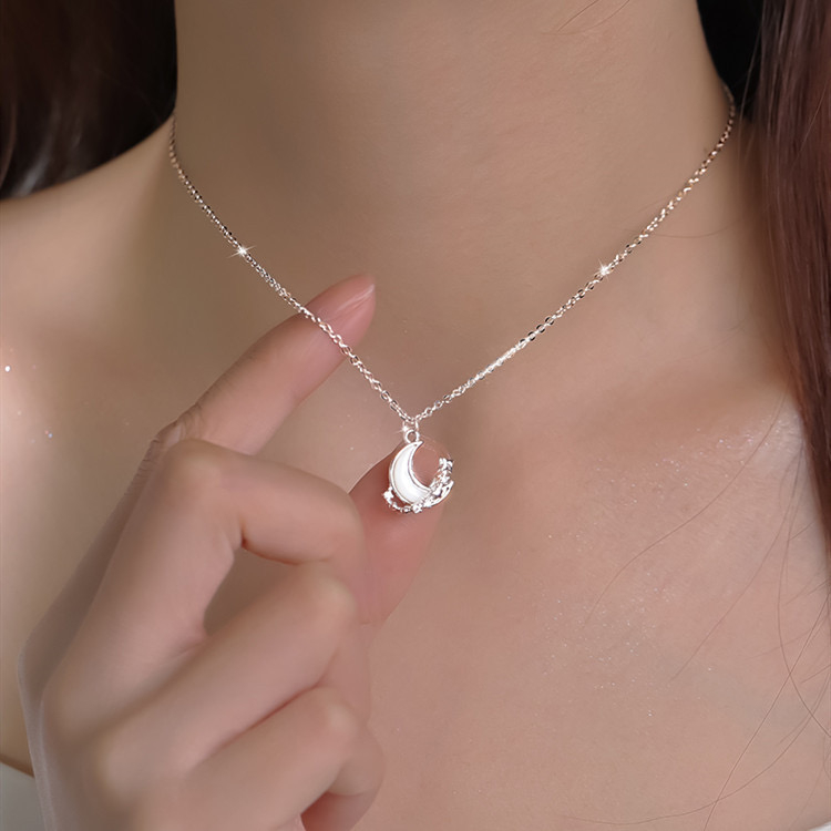 earika.earrings - cotton moon ring necklace สร้อยคอจี้พระจันทร์วงแหวนสีขาวชุบทองคำขาว ปรับขนาดได้ - รูปที่ 2