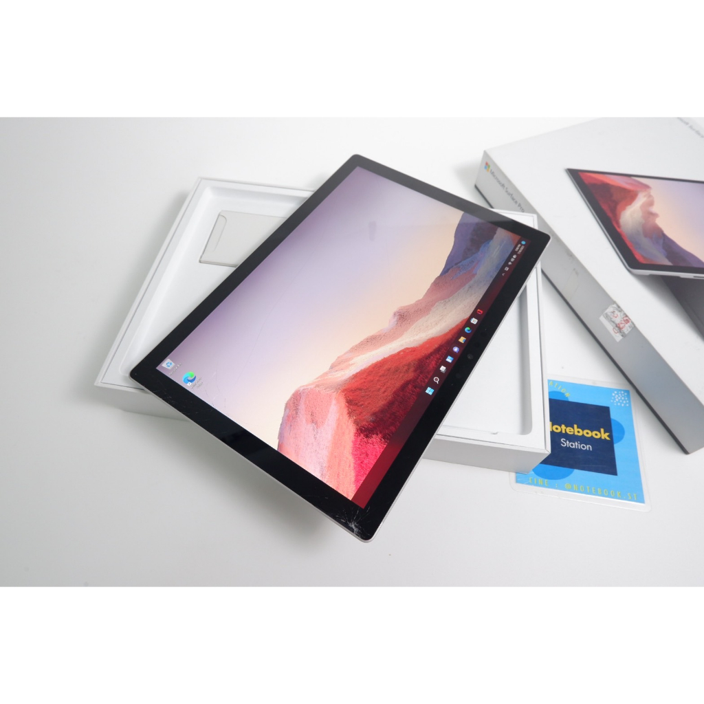 (ตัวโชว์มีตำหนิขายถูก)Surface Pro7 i5/8/128 ขายเพียง 11900.-