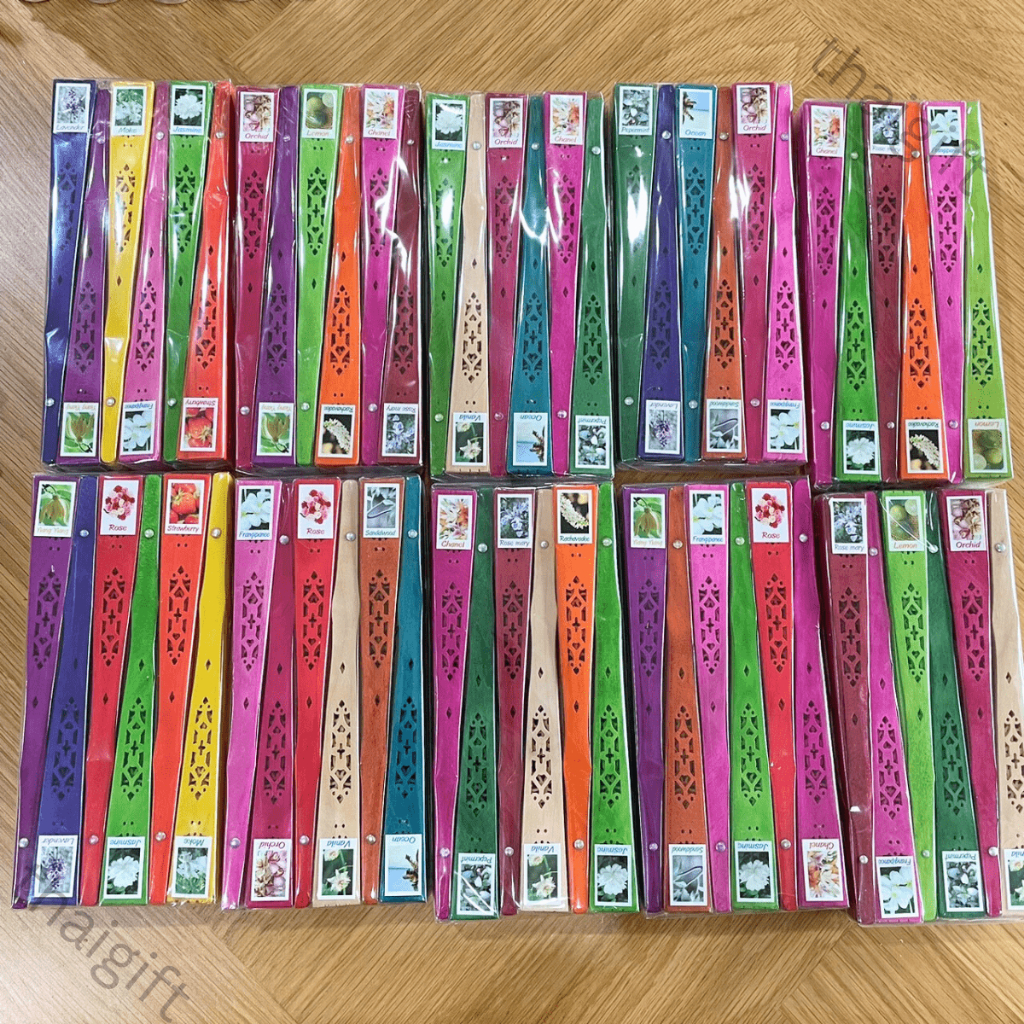 พัด พัดหอม กลิ่นหอม พัดไม้ฉลุ พัดไม้ พัดสี ของชำร่วย ของฝาก สินค้าพร้อมส่ง - รูปที่ 2