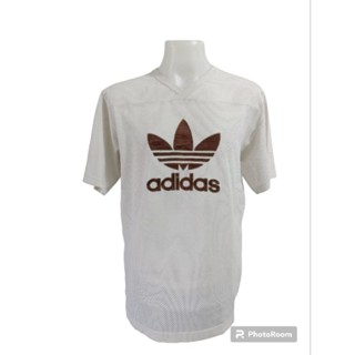 เสื้อยืดกีฬาแบรนด์ Adidas Size 110(L/XL) มือ2