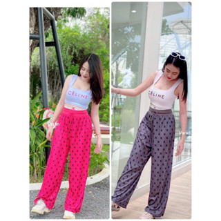 🧸 ชุดเซ็ท น่าร้ากกก มาพร้อมเสื้อครอป กางเกงผ้าซาติน 🖤💗ลายแบนรด์ 💗🖤 สุดปังค่า