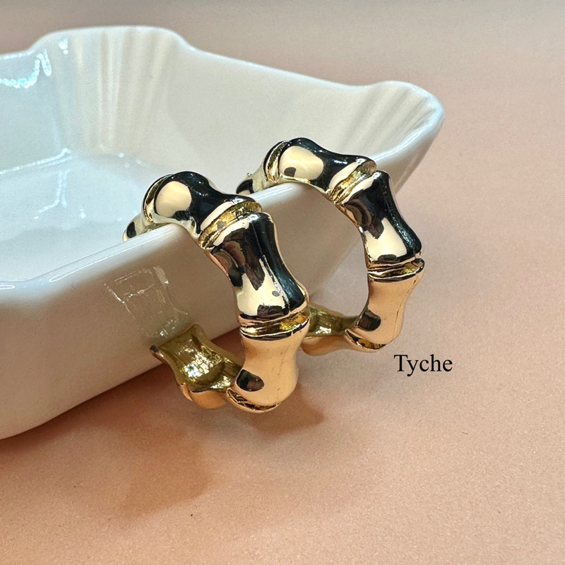 Tyche_Hedy earring..