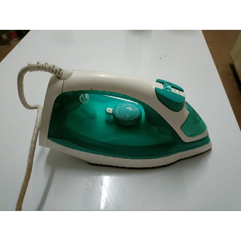 เตารีดยี่ห้อPHILIPSเตารีดไอน้ำ