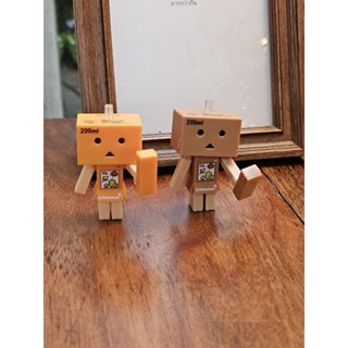 danboardมีสองสีให้เลือกส้มกับกาแฟชิ้นละ160