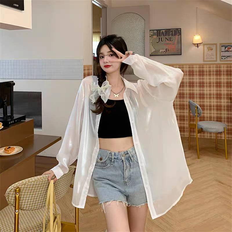 🌟Fairy style🌟พร้อมส่ง เสื้อเชิ๊ตแขนยาว ผ้าชีฟองเงา เสื้อคลุมแบบบาง ทรงหลวม สไตล์เกาหลี #2886