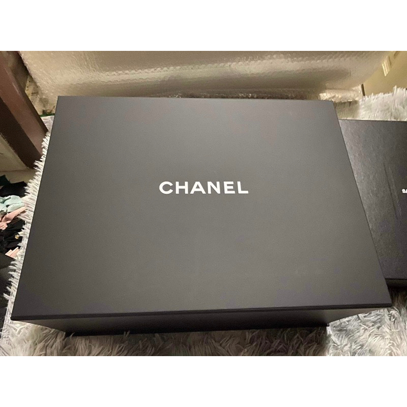 กล่องกระเป๋าแม่เหล็กชาแนล/Chanelขนาดใหญ่มือสองแท้100%