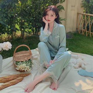 พร้อมส่ง ชุดนอนแขนยาวขายาว แต่งลูกไม้ ผ้าดี ชุดนอนผู้หญิง สีฟ้า