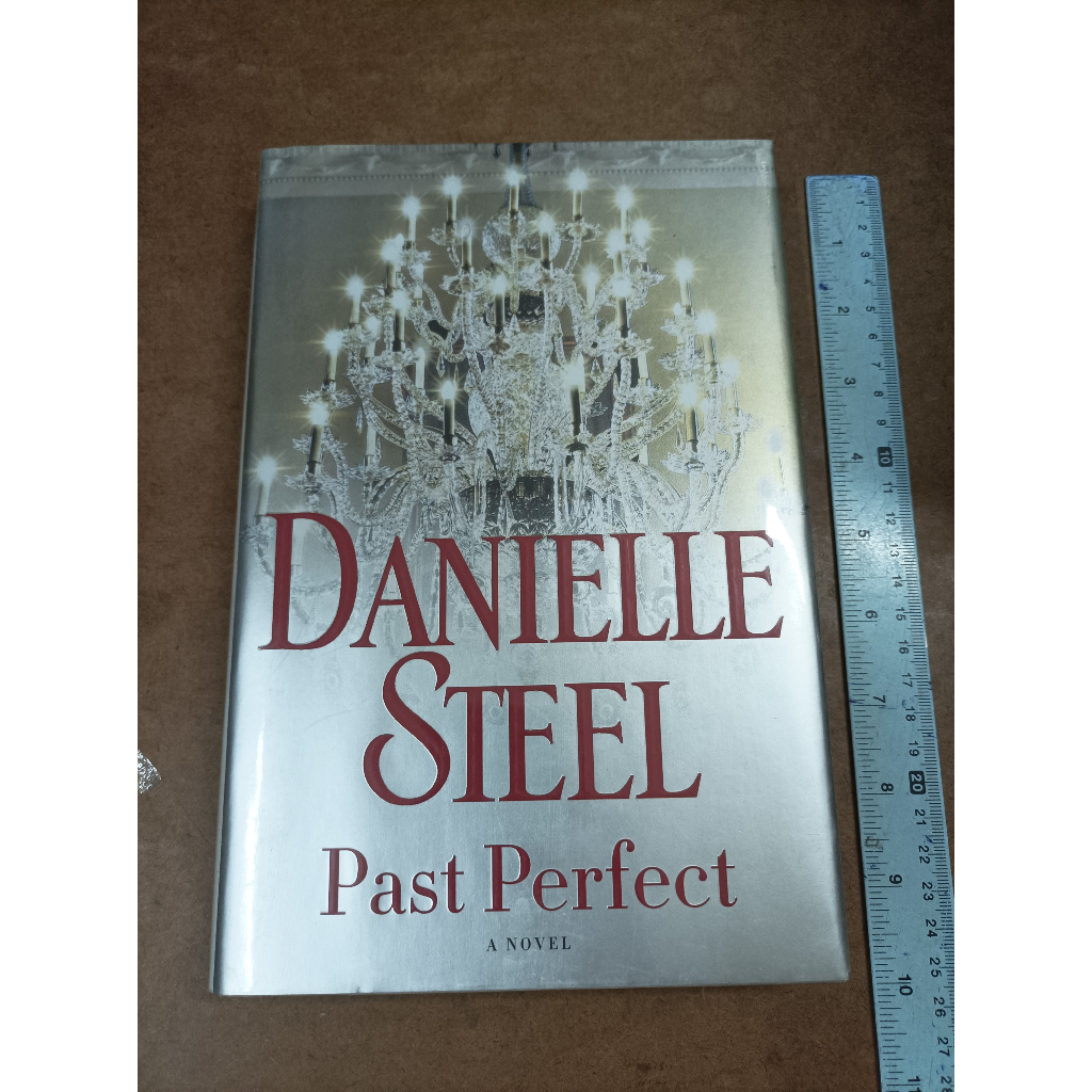 หนังสือ Past Perfect (Hardcover) by Danielle Steel