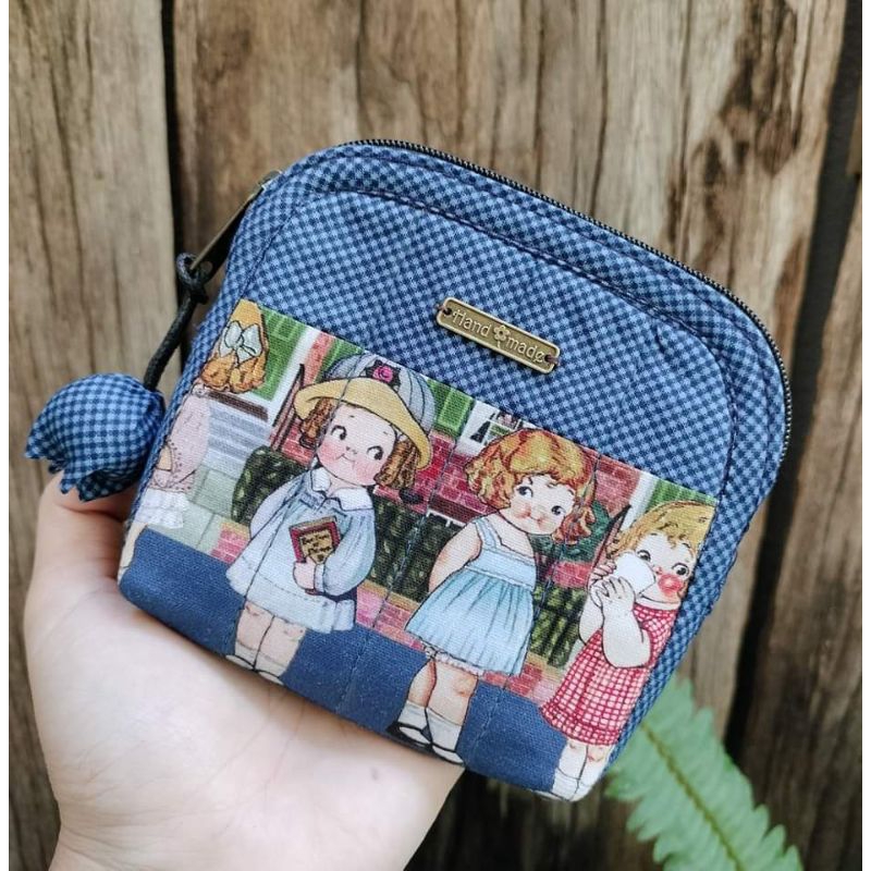 กระเป๋าสตางค์ Handmade ผ้าต่อ 2 ช่อง ซิปYKK ห้อยตุ้งติ้งดอกทิวลิป แต่งอะไหล่Handmade ใส่แบงค์พับครึ่งได้ใส่บัตรใส่เหรียญ