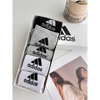 ✔พร้อมส่ง*ถุงเท้า Adidas เซ็ต 5 คู่ 3 สี🖤🤍