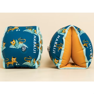 Swimming pool armbands with fabric interior for 15 to 30 kg kids "Tiger" print Blue ห่วงยางสวมแขนว่ายน้ำสำหรับเด็ก