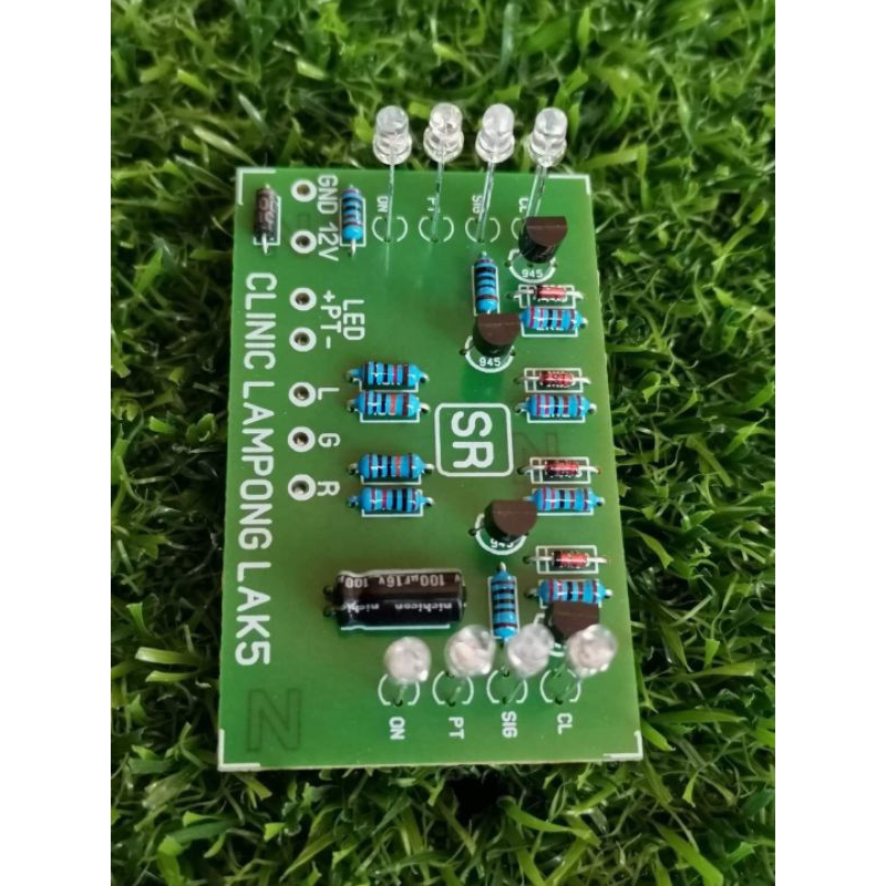 ไฟคริปชุดละ100 บาท มีหลอดขุ่นและหลอดใส