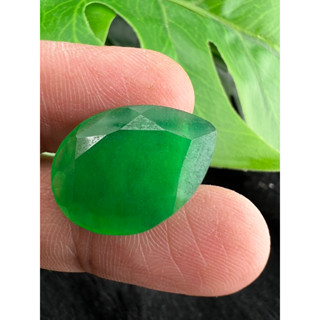 dyed jade 15x20mm 1 pieces weight 10 carats