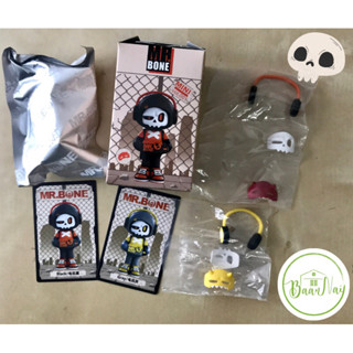 ❣️พร้อมส่ง❣️🌟 Mytoy : Mr Bone Mini ขนาด 8 ซม ของใหม่ไม่แกะห่อฟรอย์ แต่เปิดกล่องดูการ์ด(ตรวจสอบว่าถูกต้องจากผู้ผลิต)