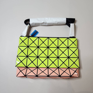 BaoBao PRISM KANGAROO CROSSBODY ของแท้จาก Shop baobao issey Miyake