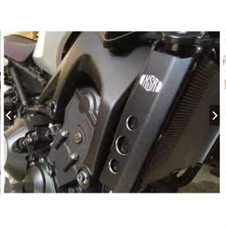 ครอบข้างหม้อน้ำ xsr900 mt09 GENUINE YAMAHA XSR900 RADIATOR SIDE COVERS นำเข้าแท้