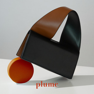 [Plume Haus Project] กระเป๋าหนัง รุ่น Infinitina plume.bkk สีดำ สะพายข้าง