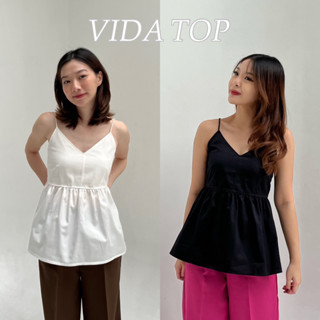 VIDA TOP - สายเดี่ยวคอวี ปลายระบาย สม้อคหลังยืดได้เยอะ (nita.bkk)