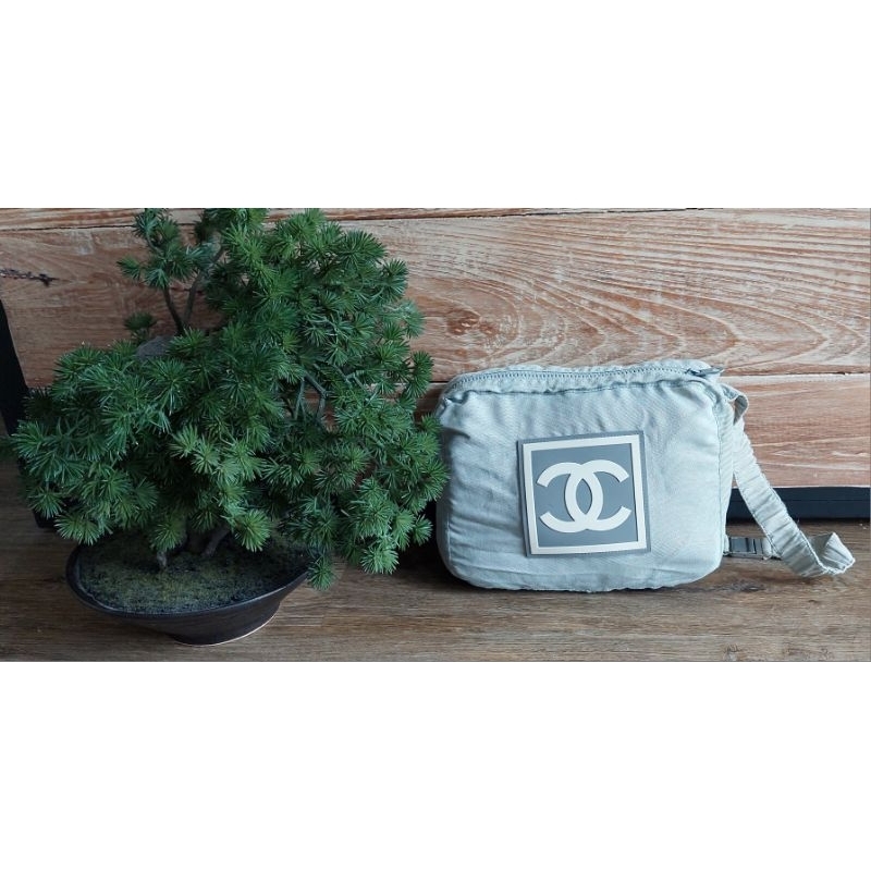 Chanel กระเป๋าคาดอกคาดเอวมือสองของแท้100%