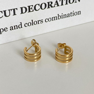 imean.store - Triple lanes earring | ต่างหูแบบเสียบสีทอง