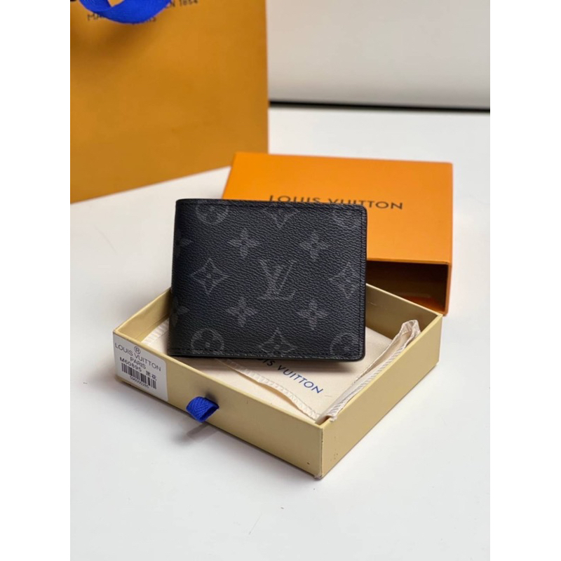⭐️ กระเป๋าสำหรับผู้ชาย เกรด Hi-End VIP. หนังแท้. มีกล่อง. พร้อมจัดส่ง⭐️L.V