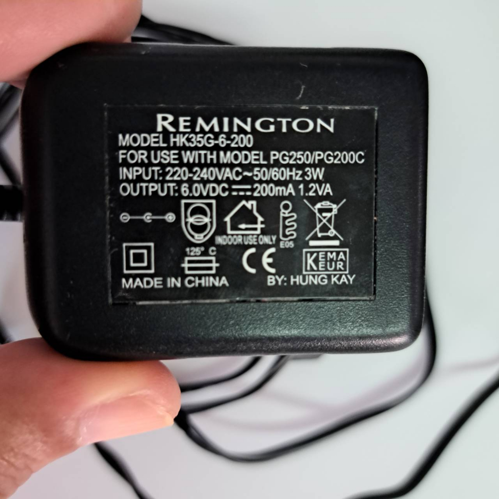 Adapter อแดปเตอร์ หม้อแปลงไฟ  Ac 220 v To  Dc 6 v