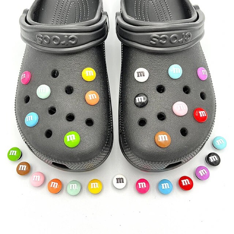JBMM 👠🌈Shoe Charm Set Emo&m 2😃🎊🌈 ตัวติดรองเท้ามีรู เซต อารมณ์เอ็ม 2 ^^
