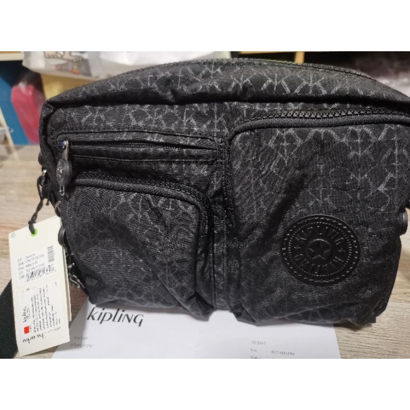 กระเป๋า​ ​KLIPLING​ แท้💯 รุ่น​ ALBENA M​ สี​ Signature Emb