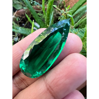 Green 15x38 mm 36 carats 1 pieces lab emerald