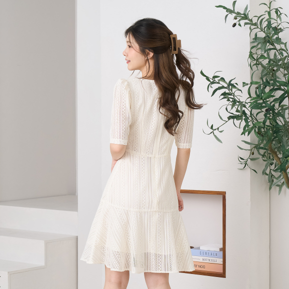 Lily Dress เดรสลูกไม้ เดรสสุภาพ เดรสขาว เดรสออกงาน งานบวช รูปที่ 4