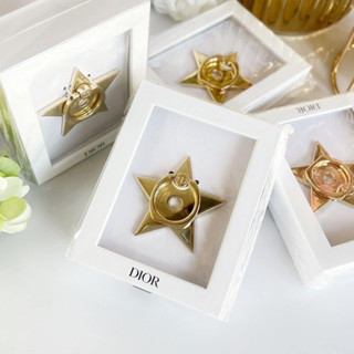 DIOR STAR SMARTPHONE RING LIMITED EDITION ที่ติดหลังโทรศัพท์สุดหรูจาก 𝐃𝐈𝐎𝐑 รูปดาวสีทอง