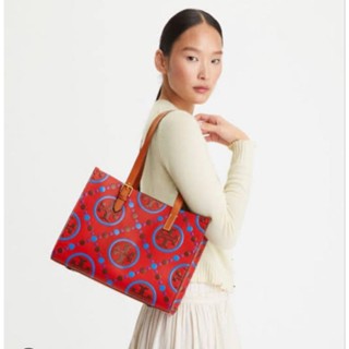 งาน Shop #Tory Burch SMALL #TMONOGRAM CONTRAST EMBOSSED TOTE 
♥️♥️❤️👜สีแดงหรูหราโดดเด่นมาแต่ไกล