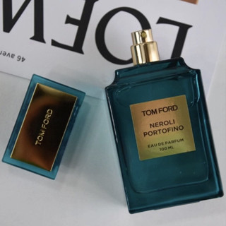 Tom Ford Neroli Portofino Eau De Parfum EDP 100ml Neroli Portofino โดย Tom Ford เป็นน้ำหอมกลิ่น Citrus Aromatic สำหรับผู