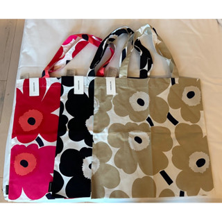 กระเป๋าผ้า mariemekko tote bag แท้สินค้าหิ้วเองจากสวีเดนนะคะ