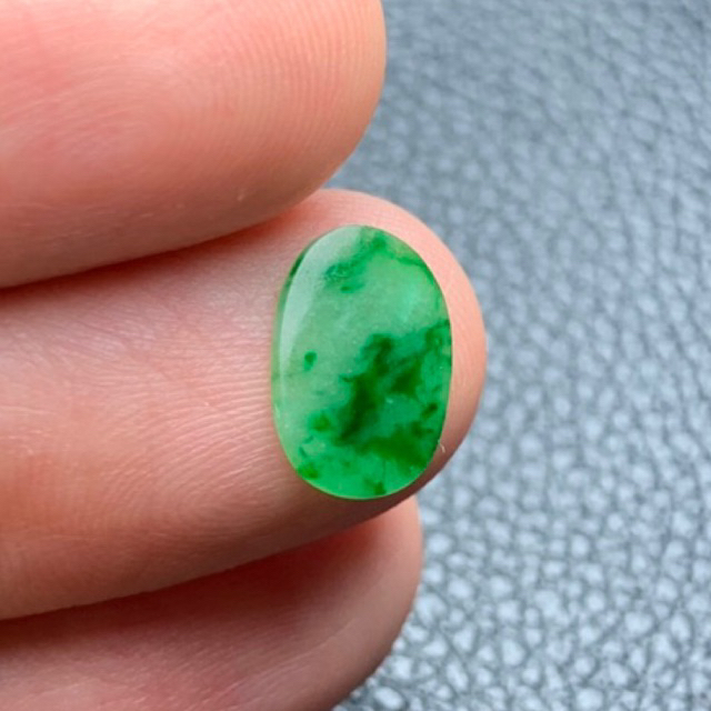 หัวแหวน จี้ ต่างหู หยกพม่า บ่อเก่า สีขาว แต้มเขียวจักรพรรดิ เนื้อน้ำแข็ง ผสมเทียน Natural Burma Jade A Type